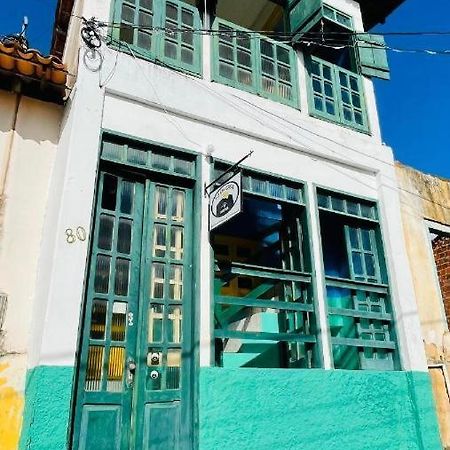 To Em Casa 1 Hostel เลนโซยส์ ภายนอก รูปภาพ