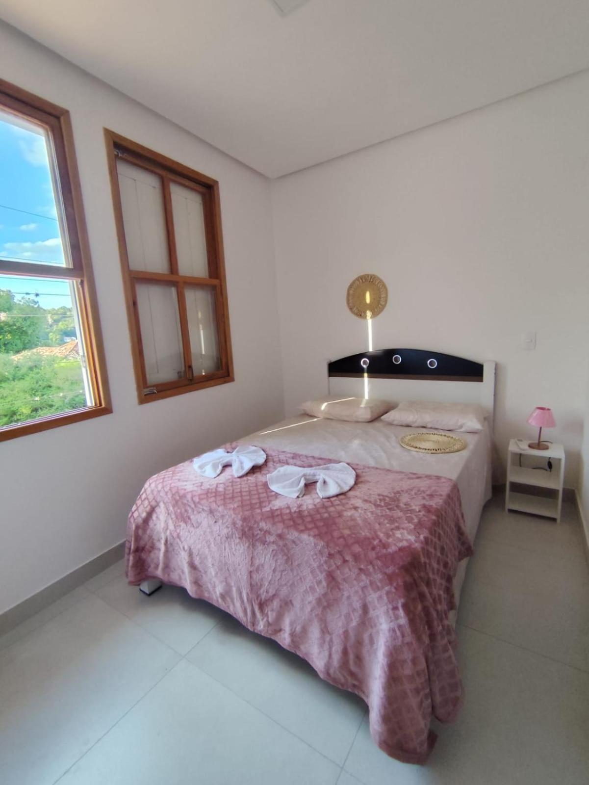 To Em Casa 1 Hostel เลนโซยส์ ภายนอก รูปภาพ